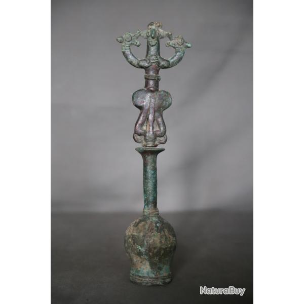 Idole fun�raire janiforme dite au "ma�tre des animaux" - Luristan (louristan), 1100-700 avant JC