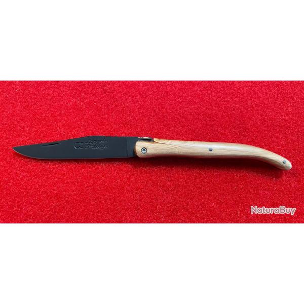 Couteau LAGUIOLE PRESTIGE par la coutellerie LE SABOT : lame T�FLON� NOIRE, manche GEN�VRIER.