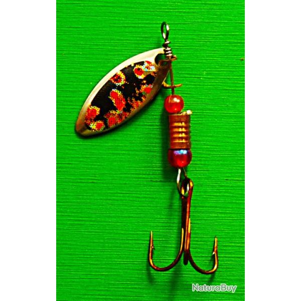 Cuiller tournante pour truites, perches et autres carnassiers - 2.20 gr - CT-M8