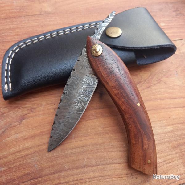 Joli Couteau Pi�montais Artisanal Damas Manche en Bois avec �tui en cuir noir