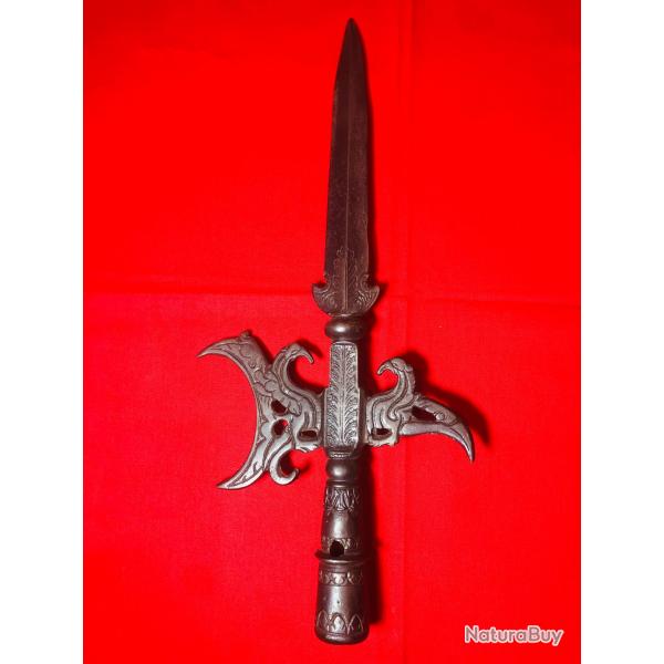 Arme blanche de collection