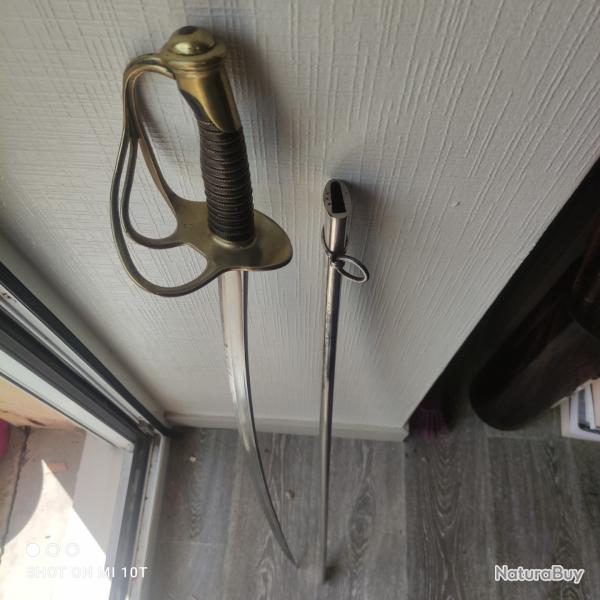 Massif sabre de cavalerie lgre franaise modle 1822 sign Meyer