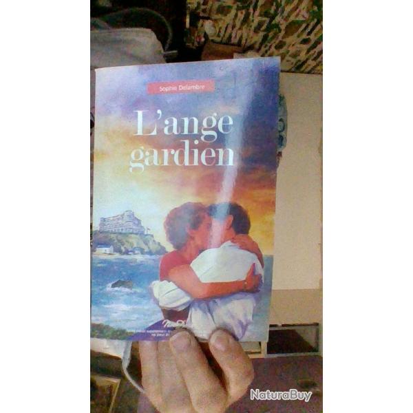 L'ange gardien par Sophie Delambre - Collection nous deux -