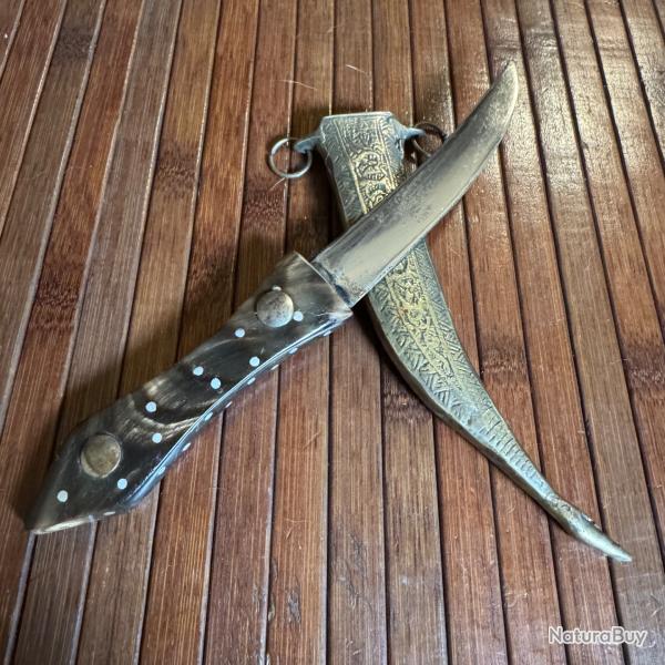 PETIT POIGNARD COUTEAU ORIENTAL MANCHE EN CORNE