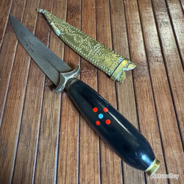 PETIT COUTEAU ORIENTAL MANCHE  EN CORNE