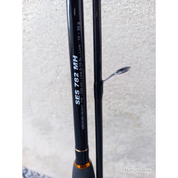 Canne sp�cial carnassiers