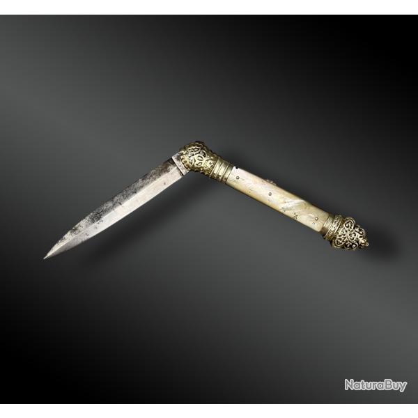 COUTEAU de LOUVETIER - Ch�tellerault, France - XIX�me si�cle