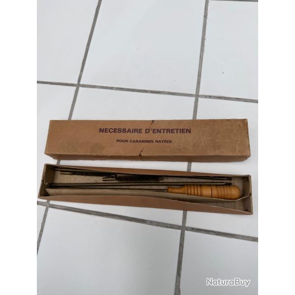N�cessaire d'entretien pour carabine ray�e 5,5 (22lr)