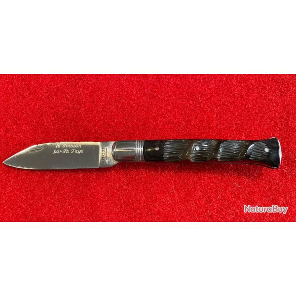 Unique, Couteau LE POISSON par le coutelier artisan Ph Faye : lame 12C27,  manche CORNE D'IMPALA.