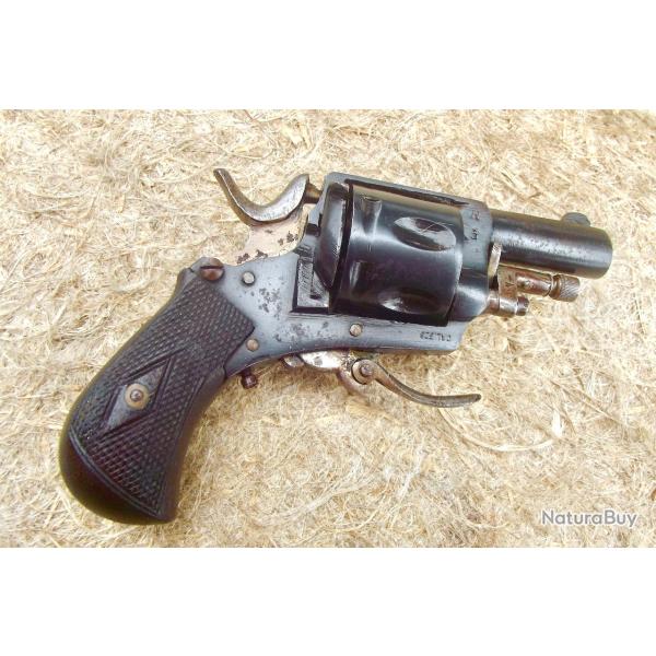 REVOLVER BELGE TYPE BRITISH BULLDOG.