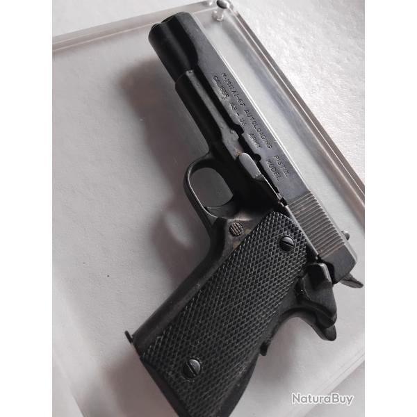 presse papier Colt 1911