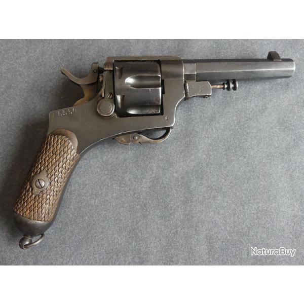 Revolver r�glementaire Glissenti mod�le 1889 de troupe (Appelation Bod�o)