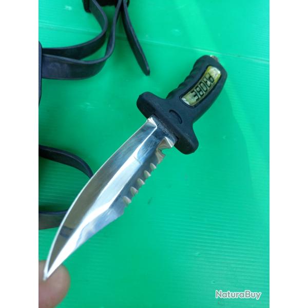 COUTEAU  DE PLONGEE  OCEANIC  .  PARFAIT  ETAT  GENERAL  . ACIER  304 .