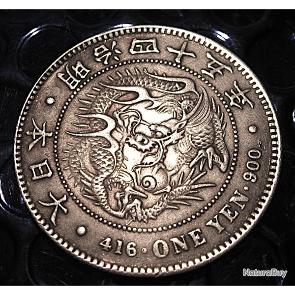 Japon piece de one yen empereur Meiji (repro) diametre 38 mm ttb