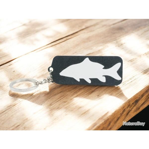 porte cl� carpe silhouette