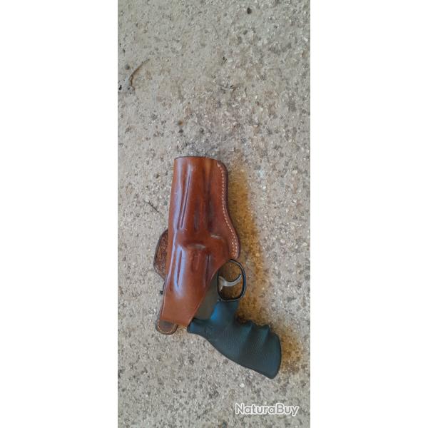 Holster revolver S&W 357