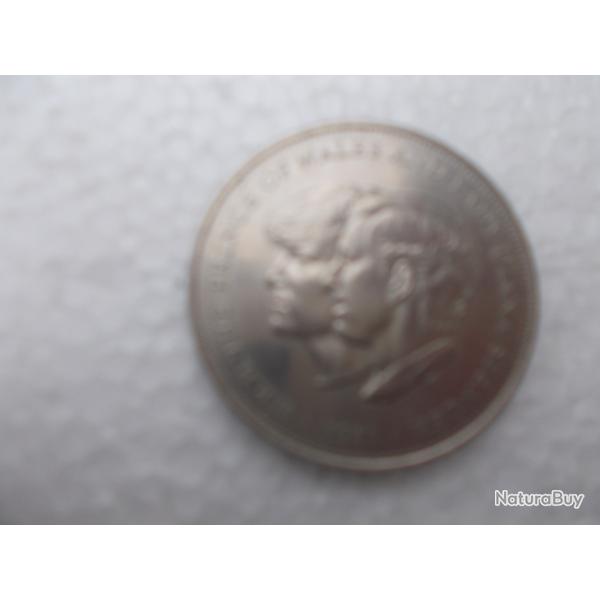 piece de 25 pences,mariage  du prince de wales et lady diana 1981,�lisabeth II,�tat neuf