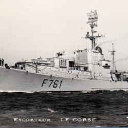 CPA -Marine de Guerre - ESCORTEUR LE CORSE - N&deg;1771