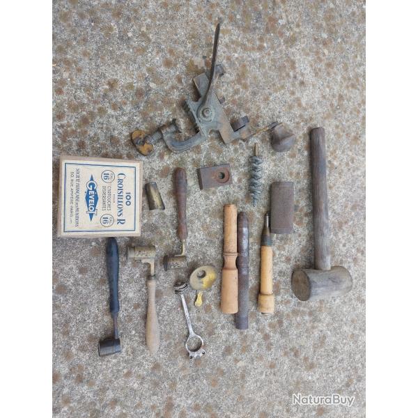 Anciens accessoires pour fabriquer les cartouches de chasse