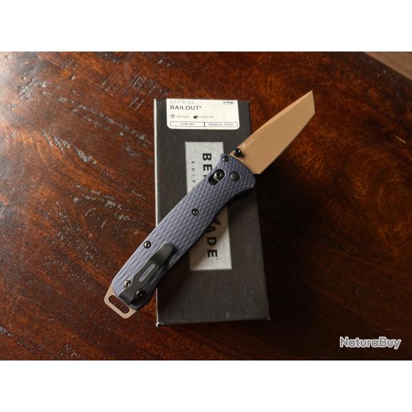 Benchmade Bailout 537FE-02, CPM-M4, Flat Dark Earth, Blue Aluminium