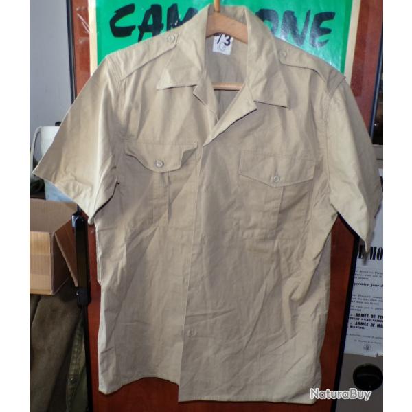 CHEMISE MILITAIRE DE L'ARMEE FRANCAISE ,Taille 3 % SOIT L OU 41-42  EN CIVIL, AVEC MANCHES  COURTES