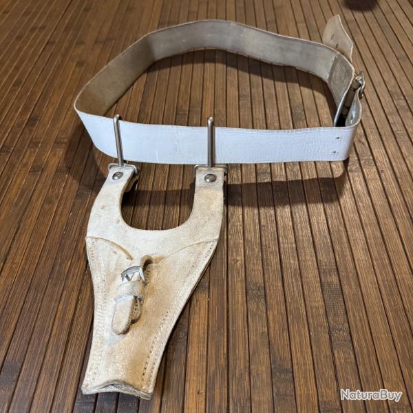 CEINTURON ET PORTE SABRE - BA�ONNETTE GARDE R�PUBLICAINE EN CUIR BLANCHIE TR�S BON �TAT