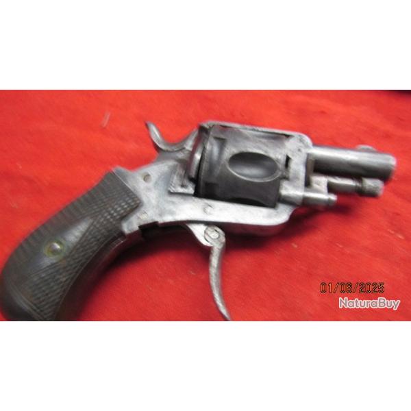 revolver cal 320non fonctionnel manque petit ressort + plaque Belge pour pi�ces ou restauration