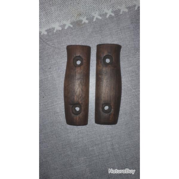 Plaquettes pour ba�onnette � identifier.