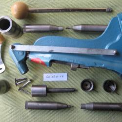 Sertisseur  Nemrod  de  manufrance  en  &eacute;tat  neuf  en  calibre  12  et  en  cal  16
