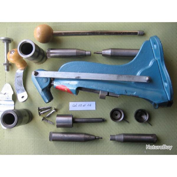 Sertisseur  Nemrod  de  manufrance  en  �tat  neuf  en  calibre  12  et  en  cal  16