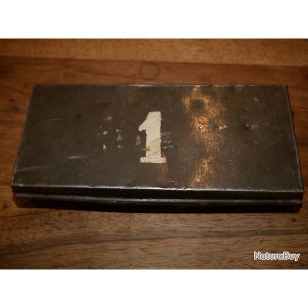 Boite de pi�ces d�tach�es de MG42, MG3, MG53