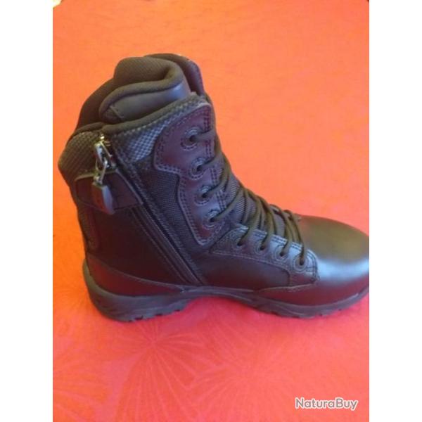 Chaussures d'intervention Magnum