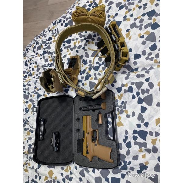 Sig Sauer P320 gbb + ceinturon templar's gear