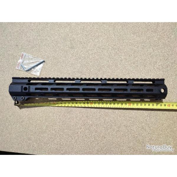 Garde Main, 15 pouces (38 cm),Mlok .Sans marque (no name)  NEUF