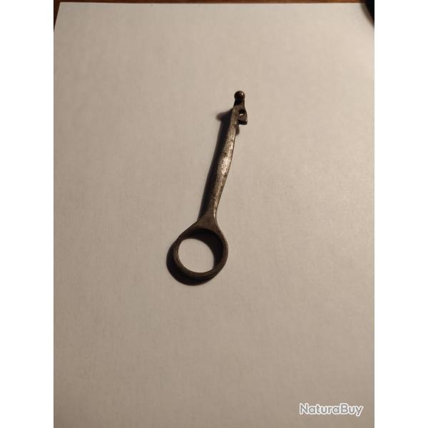 Ancien extracteur pour cartouche a broche cal 14 mm