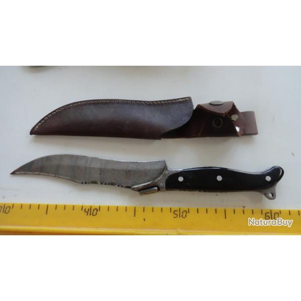 Couteau de chasse lame damas