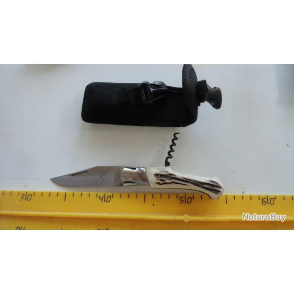 Couteau marque Elless avec tire-bouchon