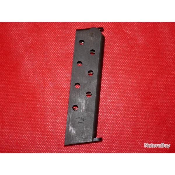 Chargeur de pistolet BROWNING 1910/22 en 9mm court/380 ACP �tat neuf