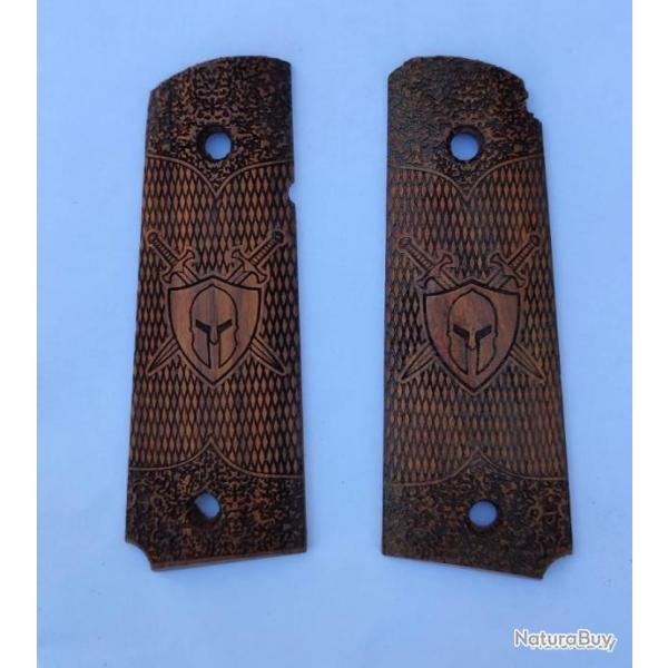 Plaquettes bois pour colt 1911, sculpt casque de Spartiate + deux pes - neuf