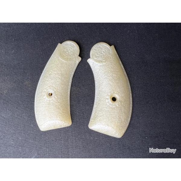 SUPERBES PLAQUETTES POUR HARRINGTON RICHARDSON