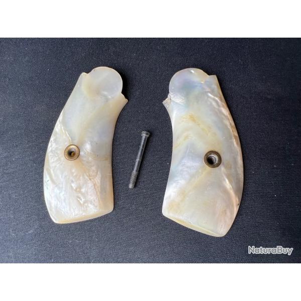 TR�S BELLES PLAQUETTES POUR S&W DA 38 4eme mod�le