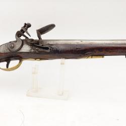 PISTOLET DE CAVALERIE A SILEX REGLEMENAIRE Mod&egrave;le 1733 par H. MEUNIER A LIEGE 1770 - France Ancienne