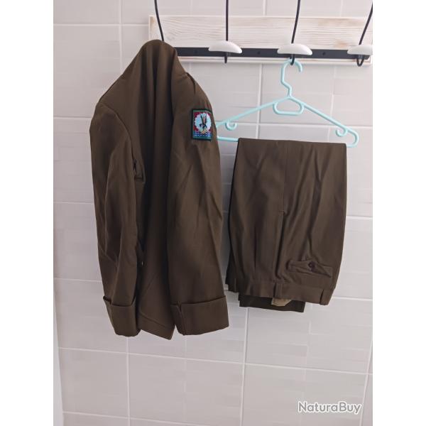 Tenue de sortie militaire de sortie 11me DP. Annes 1963  fin des annes 70.