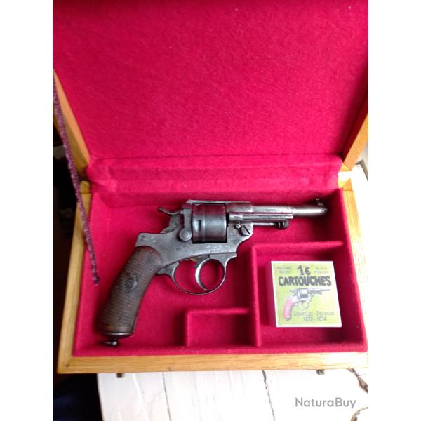 Revolver 1873 avec coffret..