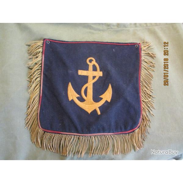 fanion de trompette marine colonial indo