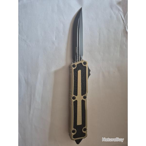 Un Microtech Scarab II D/E-S Gen III Sand standard