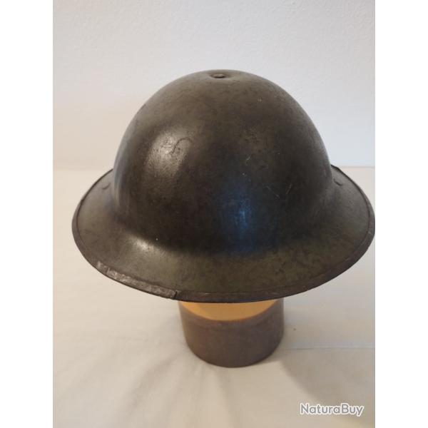 Casque infanterie  Anglaise " Tommy " m32, seconde Guerre Mondiale.