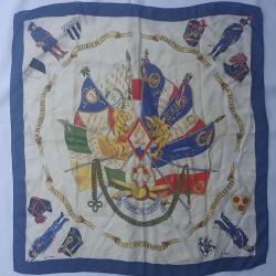 Foulard de tradition 2&egrave;me R&eacute;giment Artillerie soie vintage