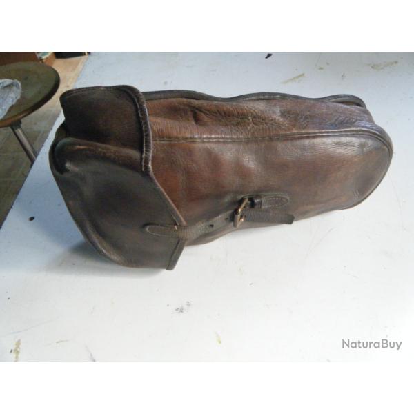 fonte avant droite pour selle d'arme