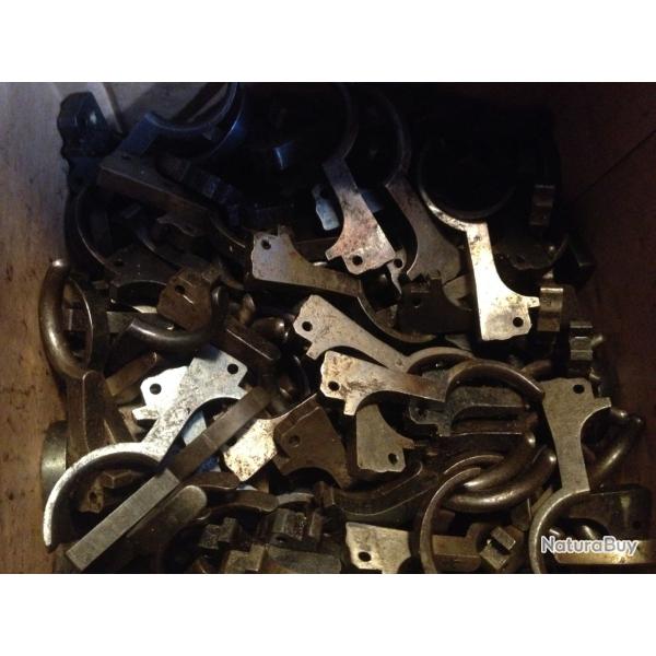 Militaria Allemand WW1 / WW2 Lot de 10 D�tentes pour Mauser 98k / G98